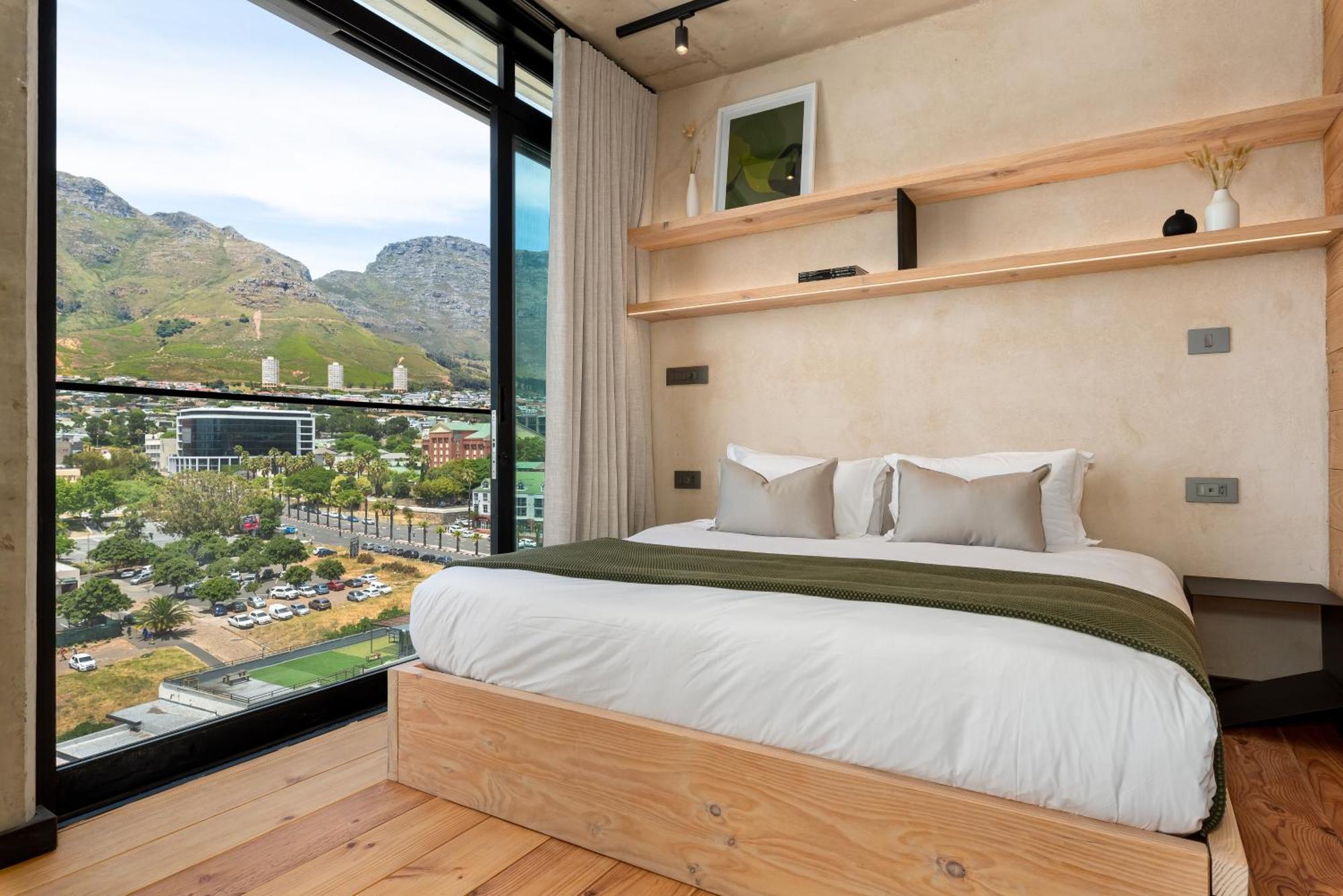 Neighbourgood 84 Harrington Aparthotel Cape Town Room photo
