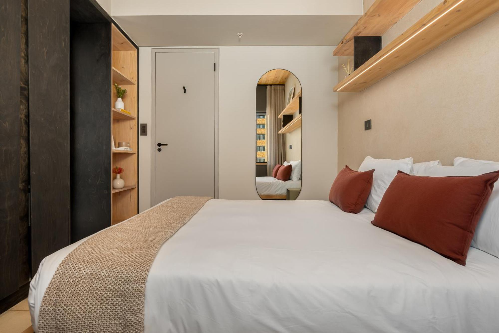 Neighbourgood 84 Harrington Aparthotel Cape Town Room photo